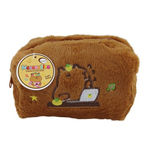 Nécessaire de Pelúcia Capivara 16x10cm em Poliéster Interponte